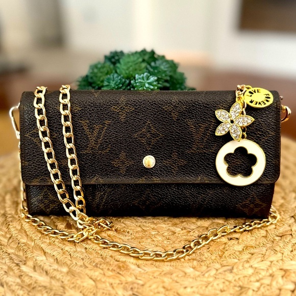 Louis Vuitton Handbags - Louis Vuitton Monogram Portefeiulle Sarah Long Bifold Wallet/converted